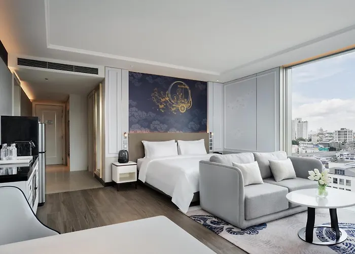 Grande Centre Point Surawong Hotel