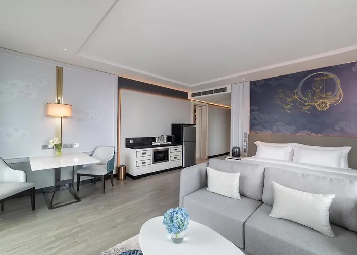 Grande Centre Point Surawong Hotel