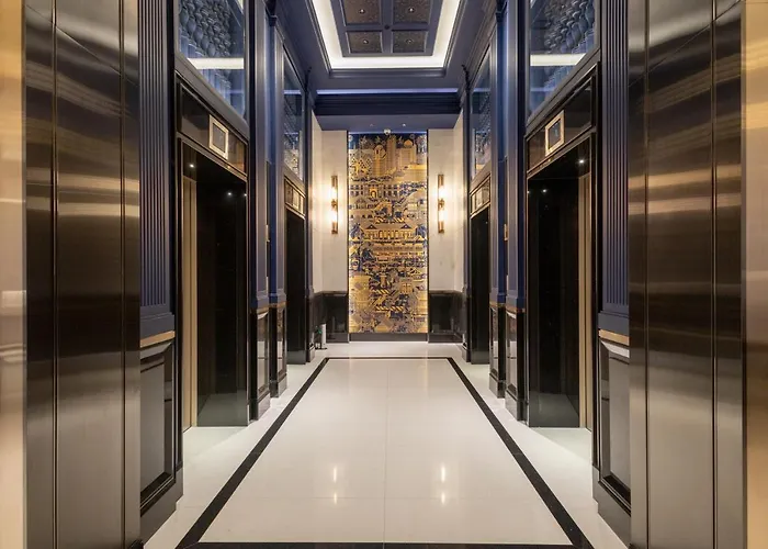 Hotel Grande Centre Point Surawong 5*