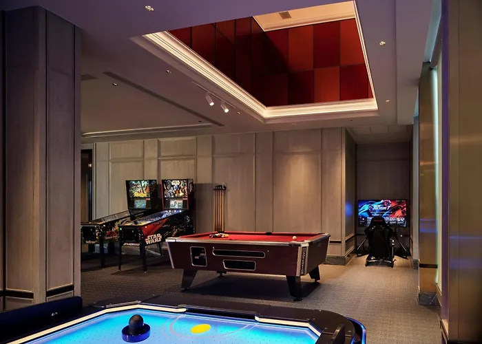 Hotel Grande Centre Point Surawong 5*