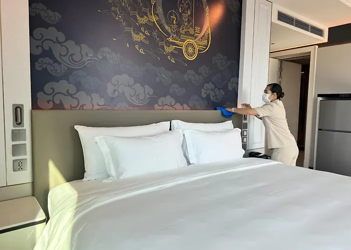 Hotel Grande Centre Point Surawong