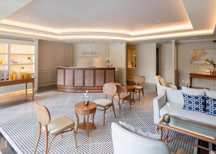 Grande Centre Point Surawong Hotel