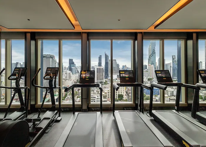 Hotel Grande Centre Point Surawong 5*