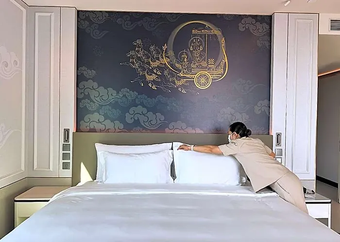 Grande Centre Point Surawong 5*